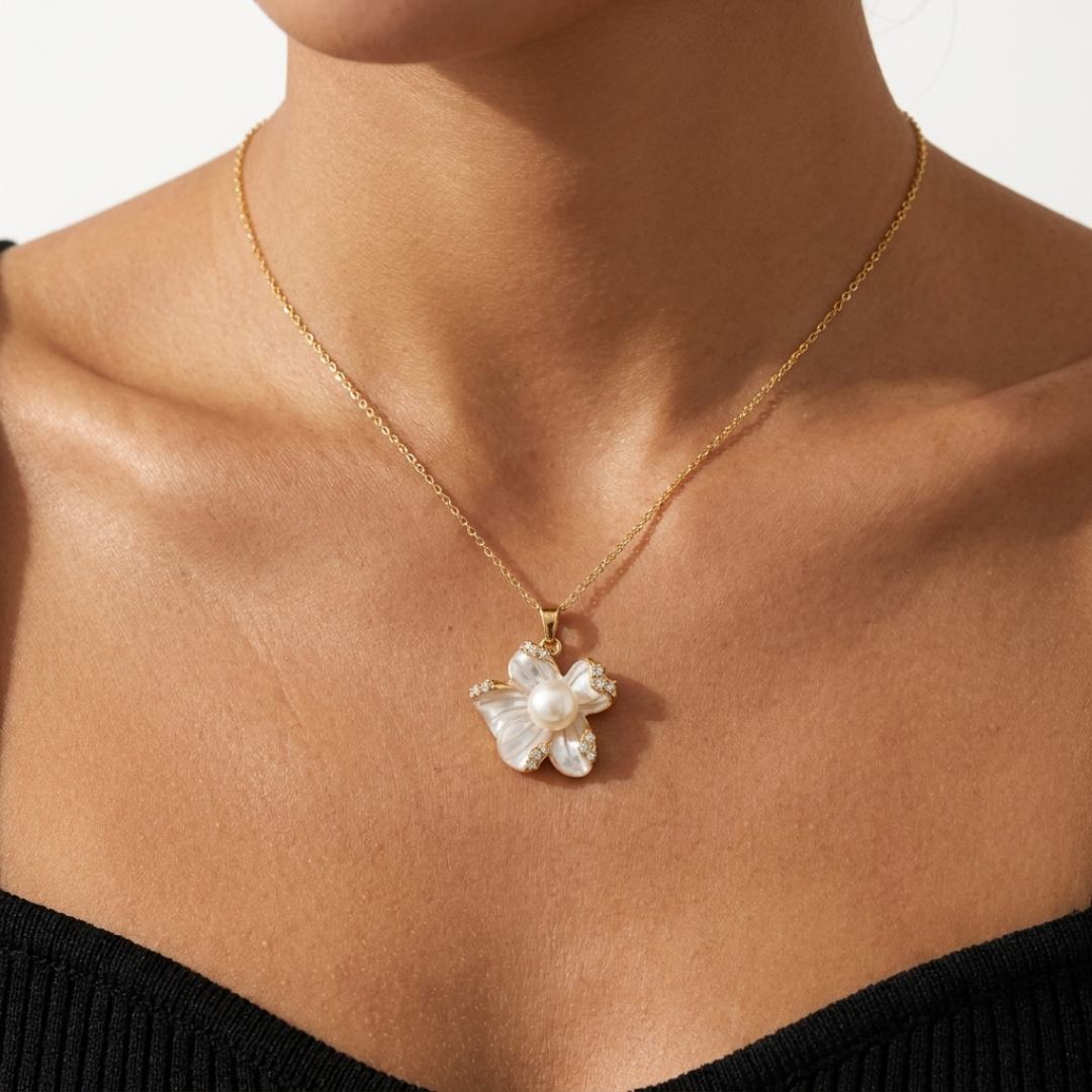 Orchidée Necklace